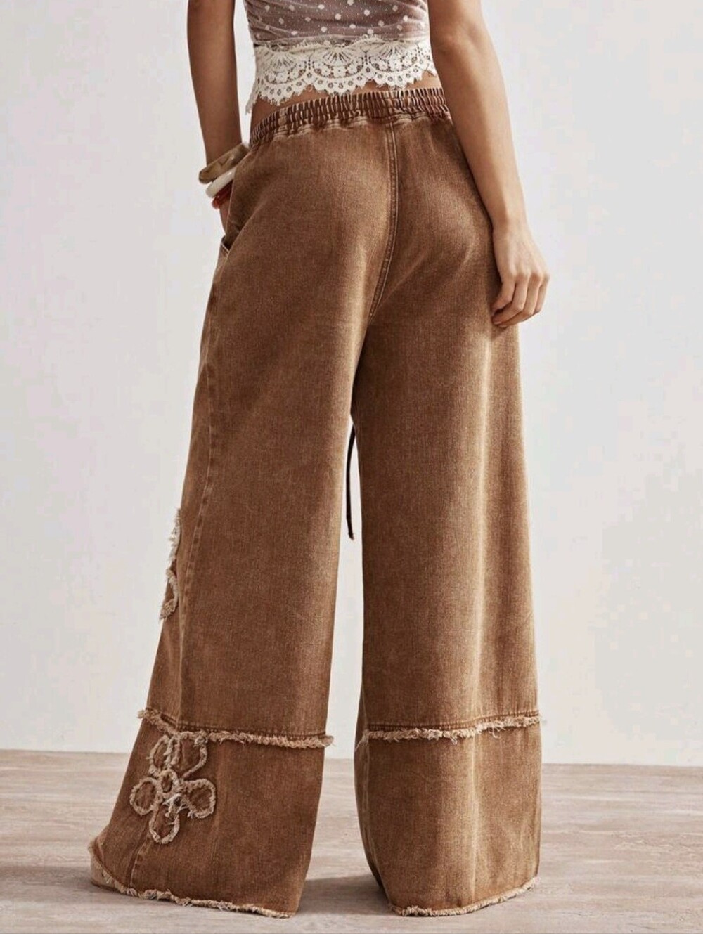 Women's Casual Beige Wide Leg Pants With Plant Patches And Pockets Long Woven - Picture 8 of 9